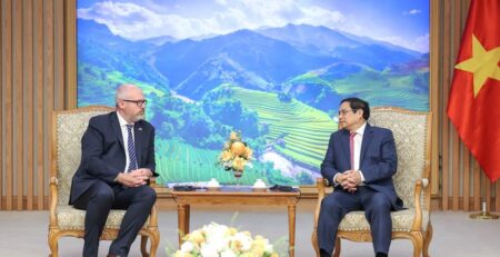 Thủ tướng đề nghị Australia mở cửa hơn nữa cho nông thủy sản Việt Nam