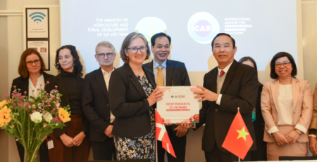 Việt Nam - Đan Mạch hợp tác giảm thiểu sử dụng kháng sinh trong chăn nuôi, nuôi trồng thủy sản