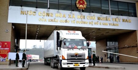 Trung Quốc mở cửa biên giới, doanh nghiệp Việt đã sẵn sàng?